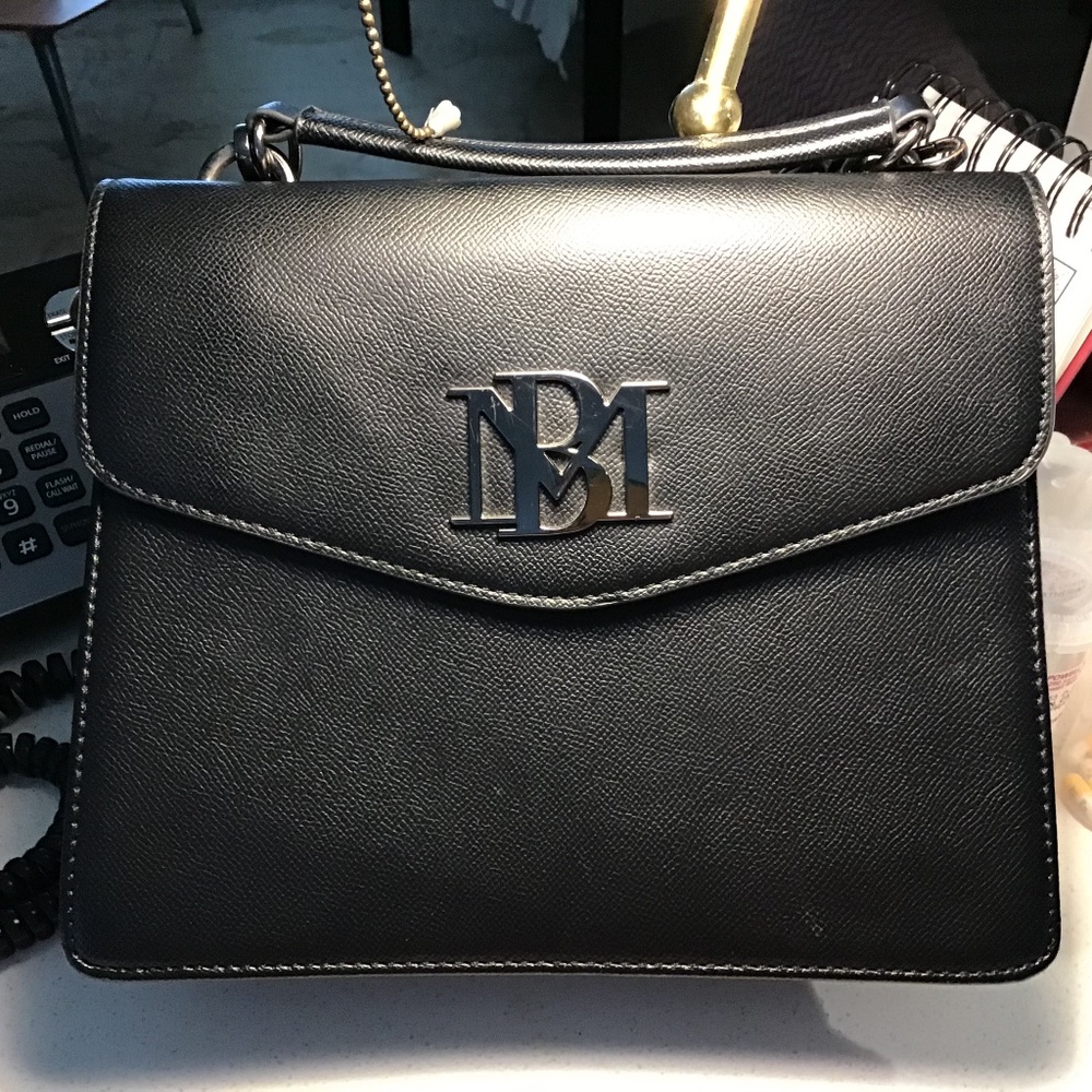 NWOT Lovely Badgley Mischka Handbag Vegan Leather